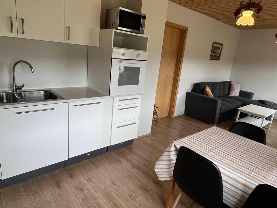 Black Valley Apartment Thoroddsstathir Luaran gambar